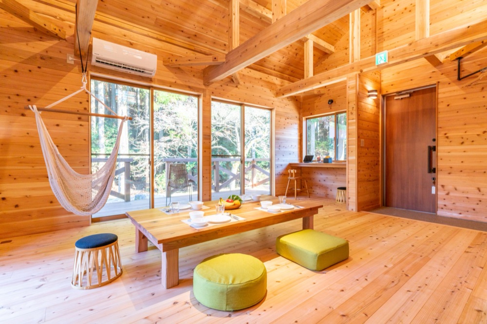 Villa living and dining room